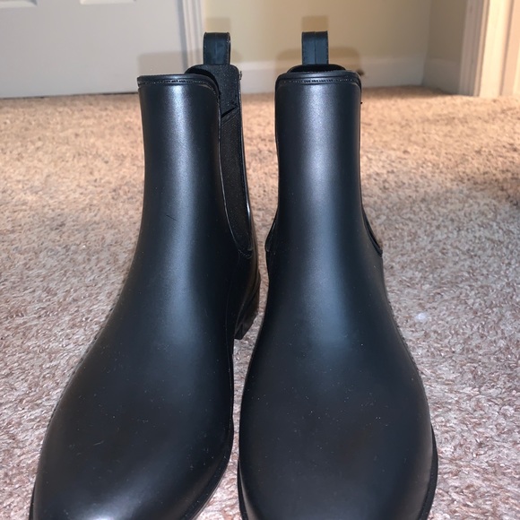 Rain boots from target. Size 7, never worn!! - Picture 2 of 3